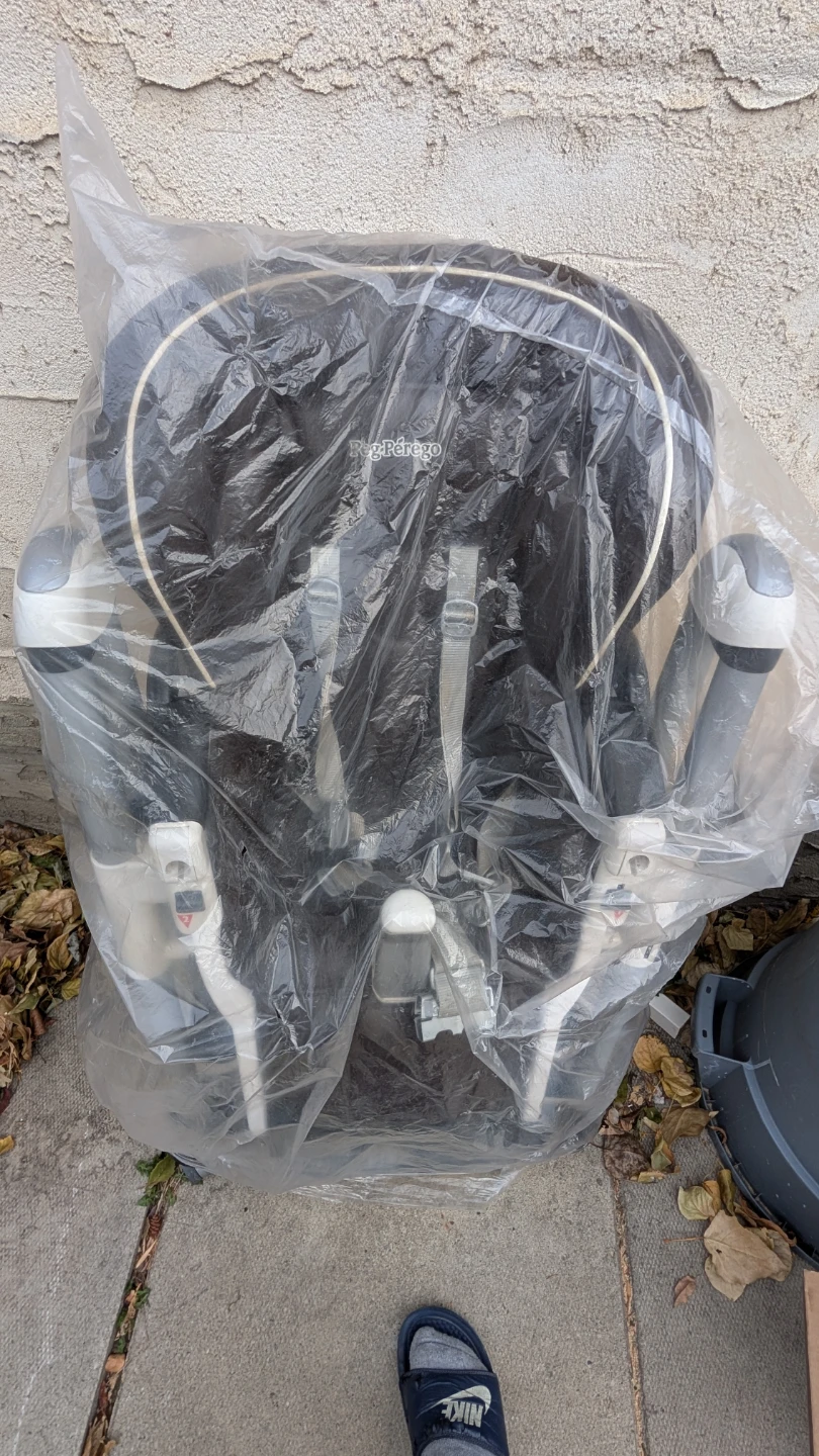 Peg Perego High Chair - photo 2