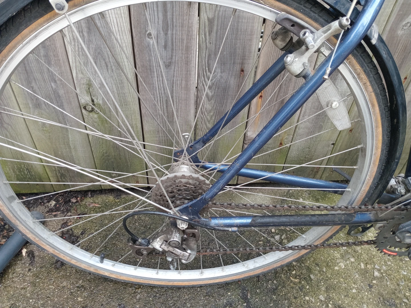 Giant Innova Hybrid Bicycle - photo 2