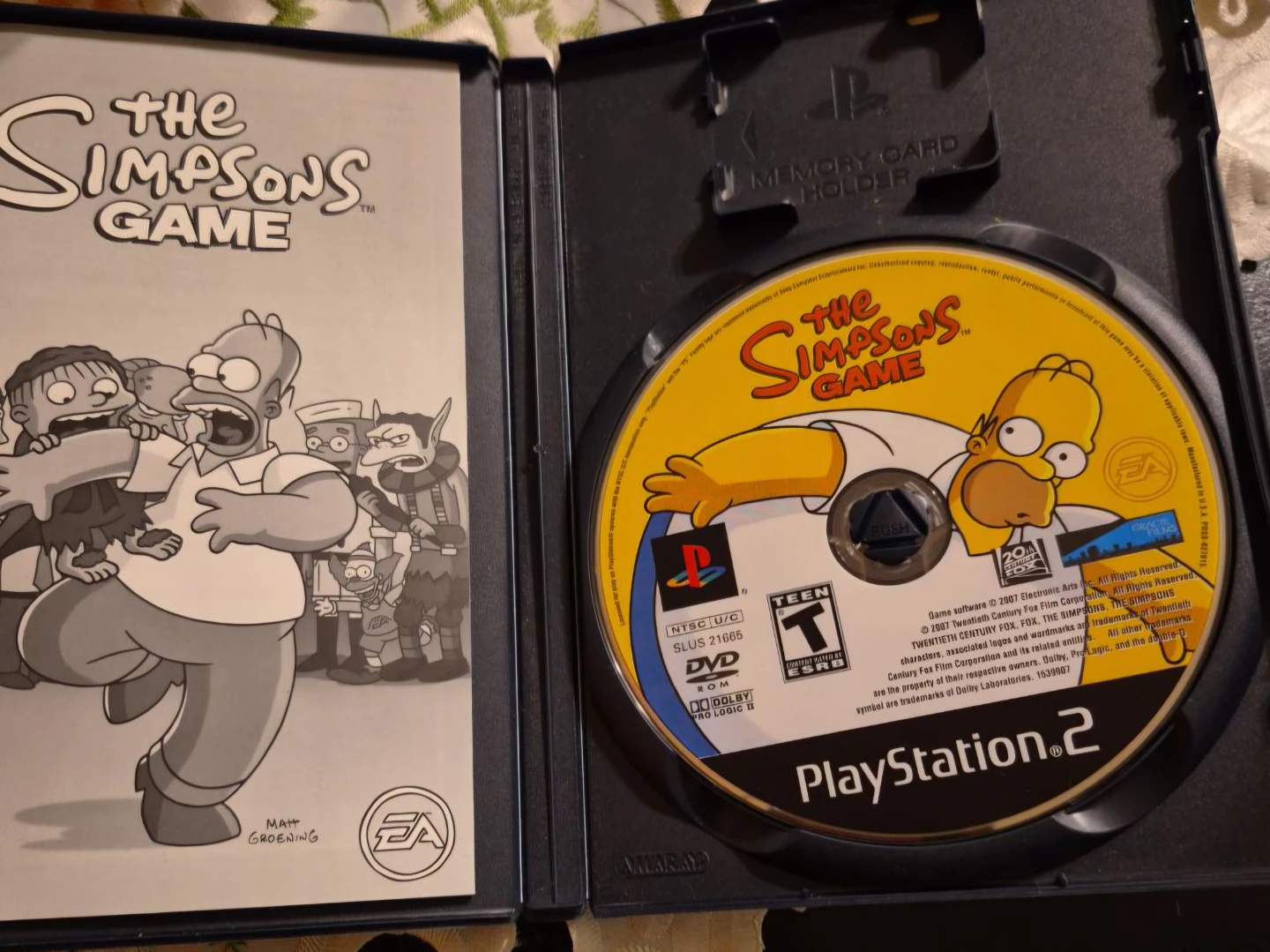 The Simpsons Game for PlayStation 2 - photo 2