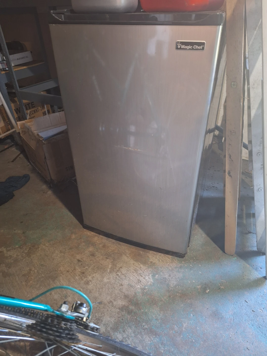 Magic Chef Mini Refrigerator