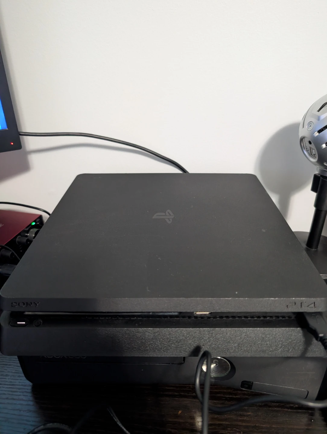 Sony PlayStation 4 Slim Console