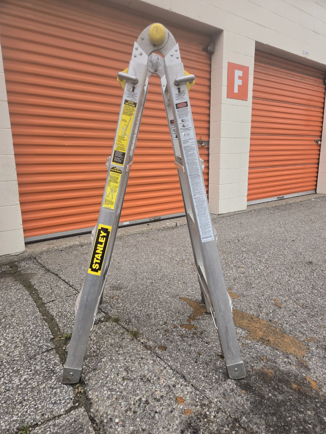 Stanley Multi-Position Aluminum Ladder - photo 3