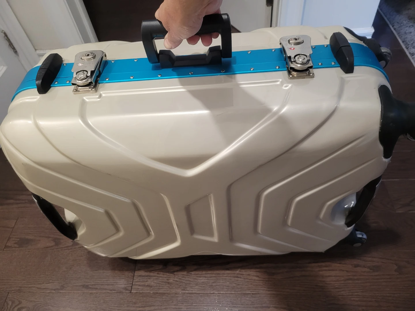 New Beverly Hills Polo Club Hardside Spinner Luggage - photo 3