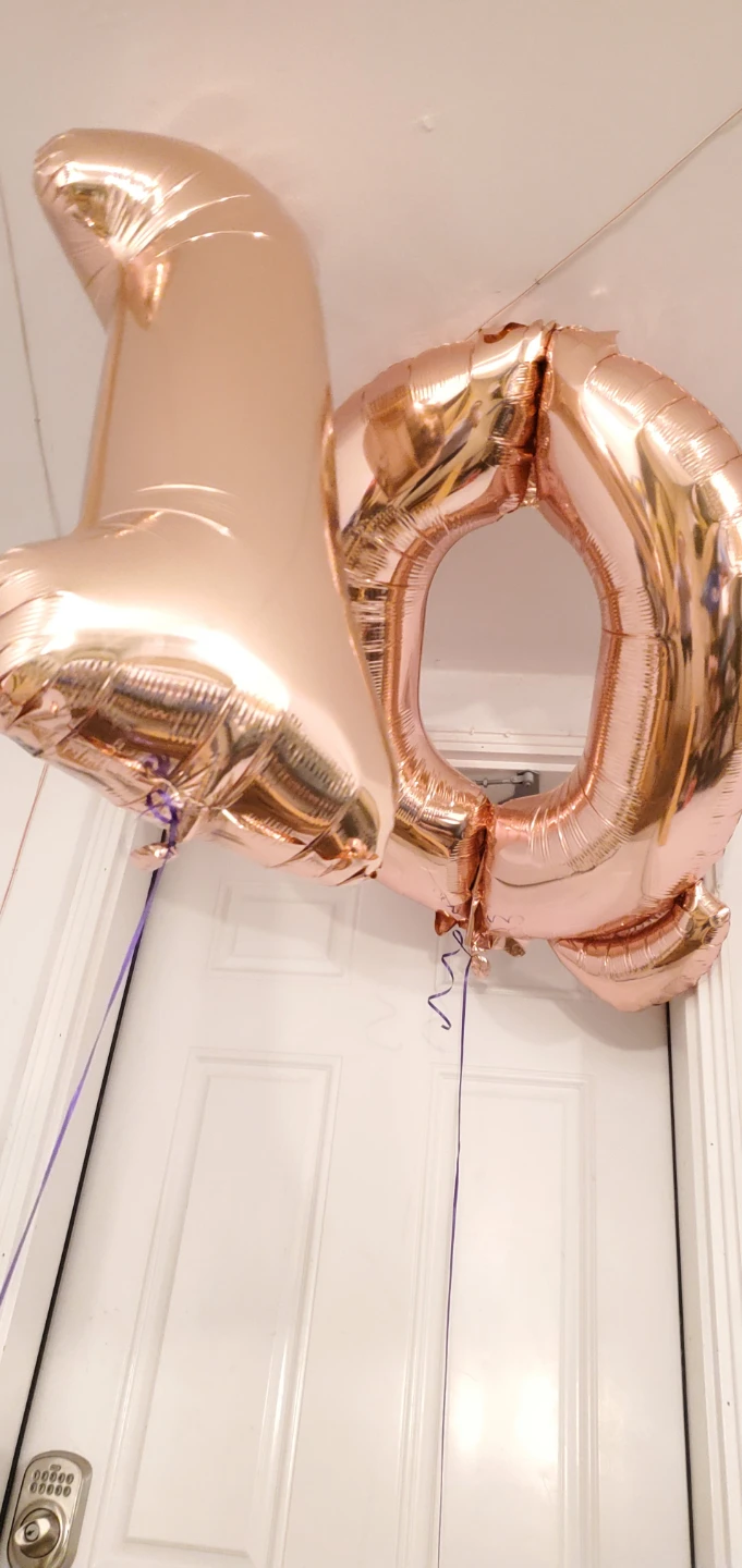 Rose gold 10 number balloons
