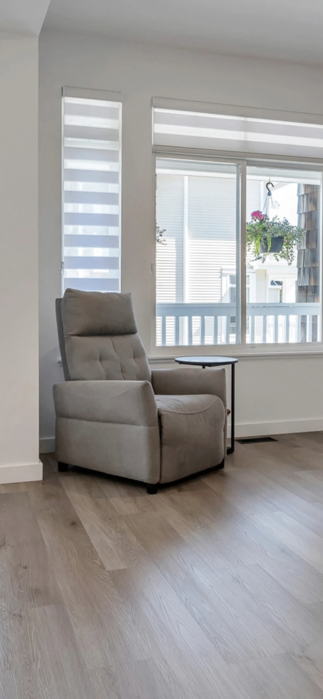 2 Grey Fabric Recliner Chair - photo 2