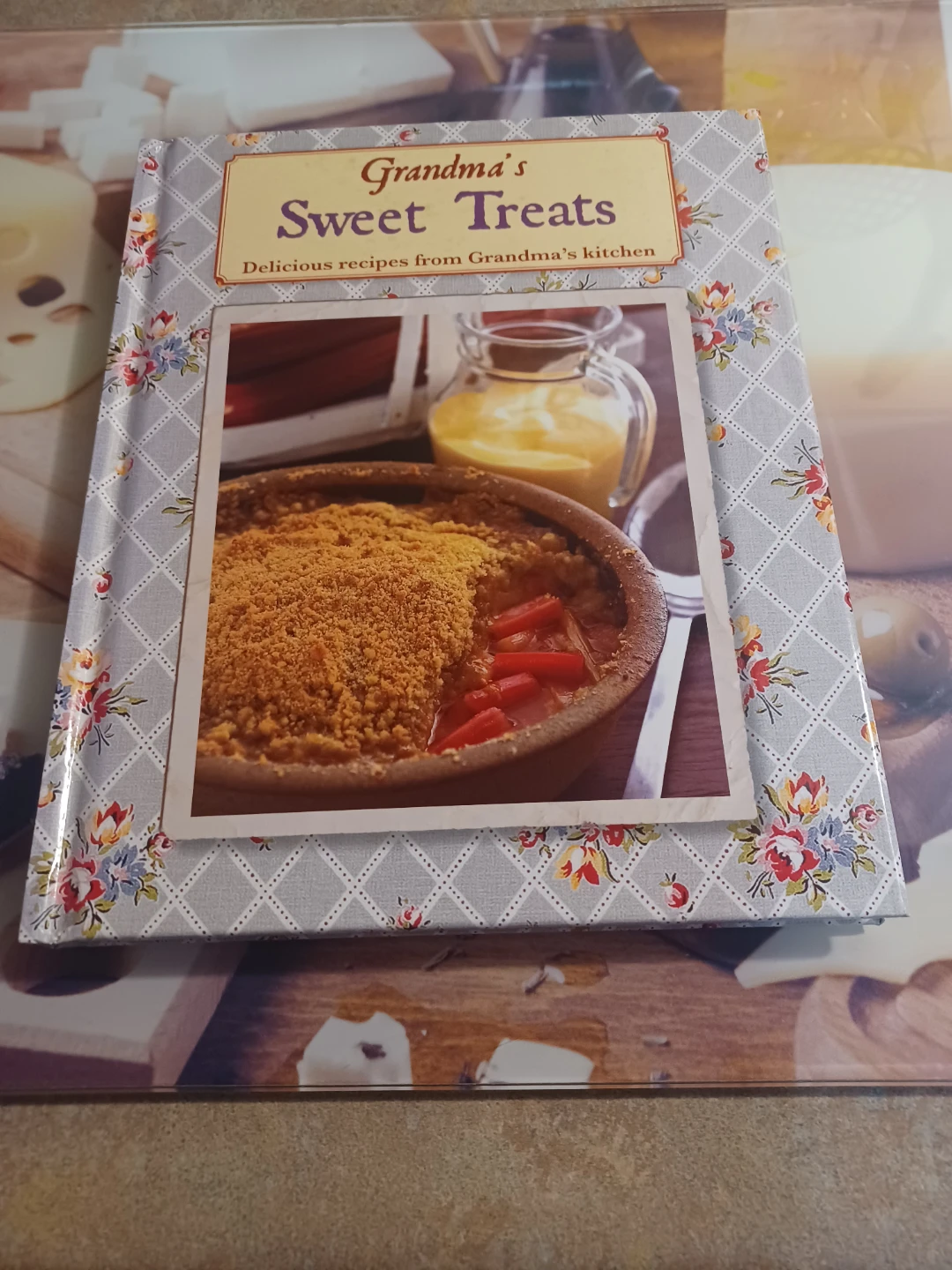 Grandma's Family Meals and Sweet Treats Cookbooks - photo 3