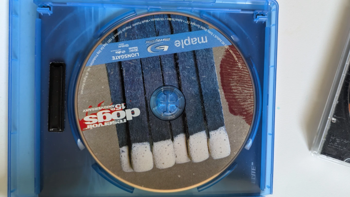 Reservoir Dogs 15th Anniversary Blu-ray and Pulp Fiction DVD - photo 2