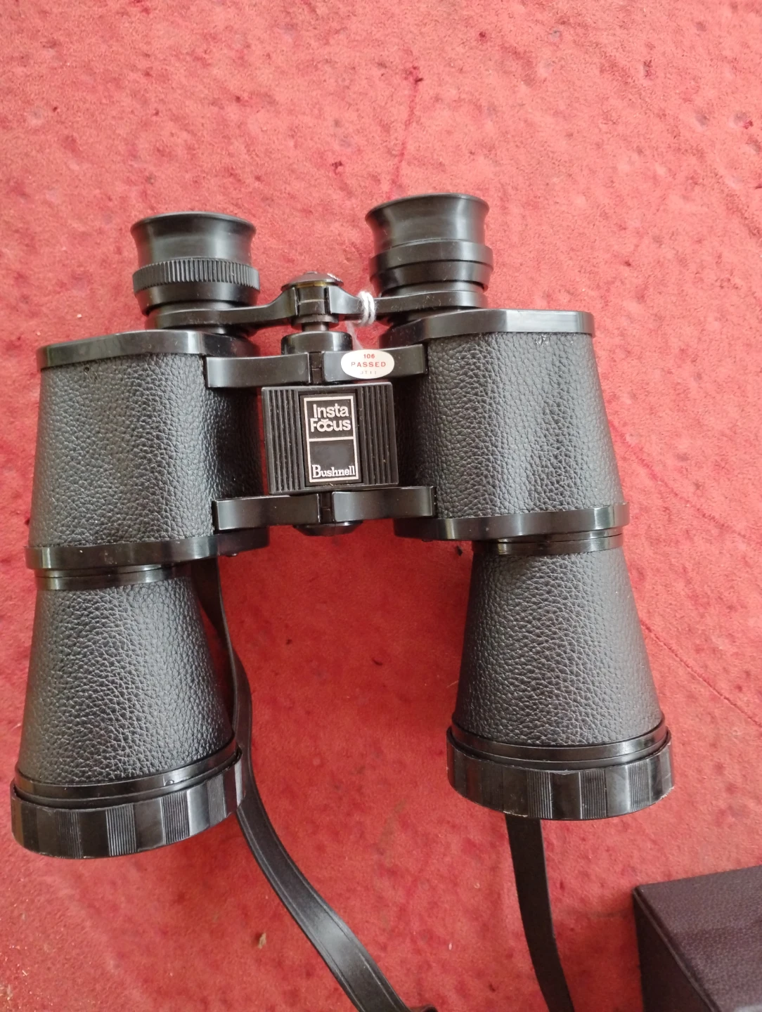 Bushnell InstaFocus Binoculars - photo 2
