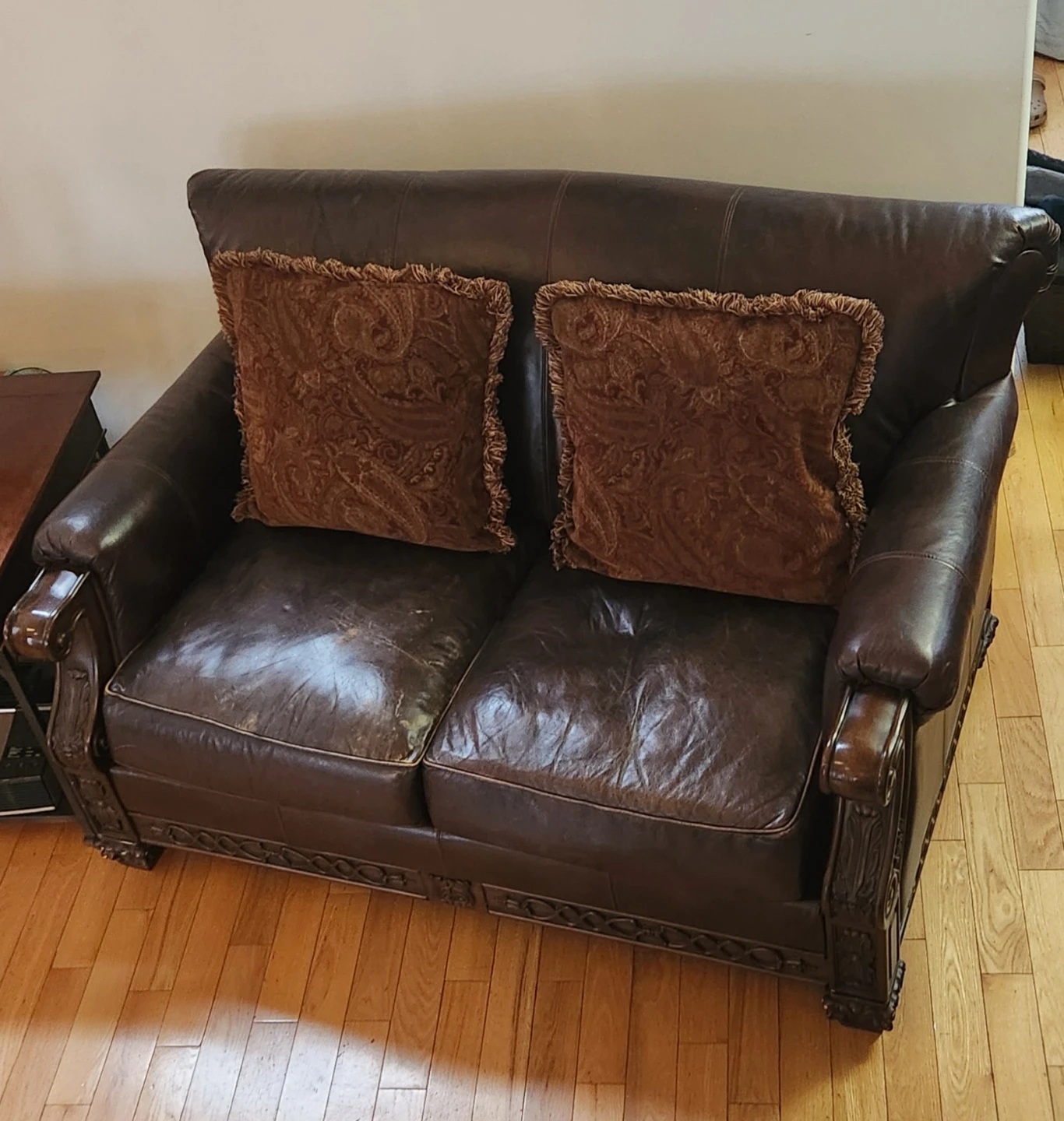 3 pcs Dark brown leather sofa and two loveseat set - photo 5
