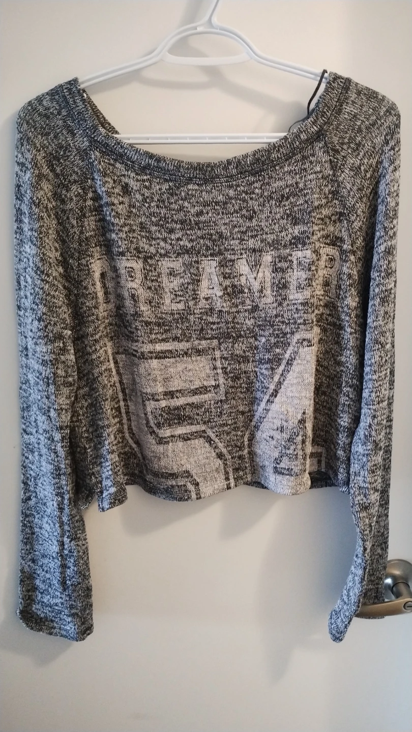 Aeropostale Long Sleeve Crop Top