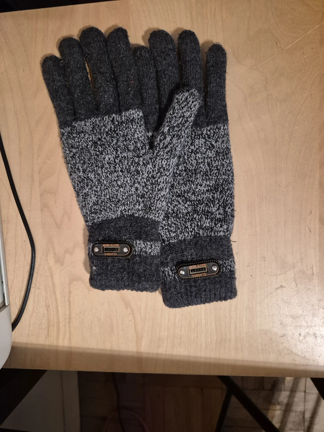 Classic Sport Knit Gloves - photo 2