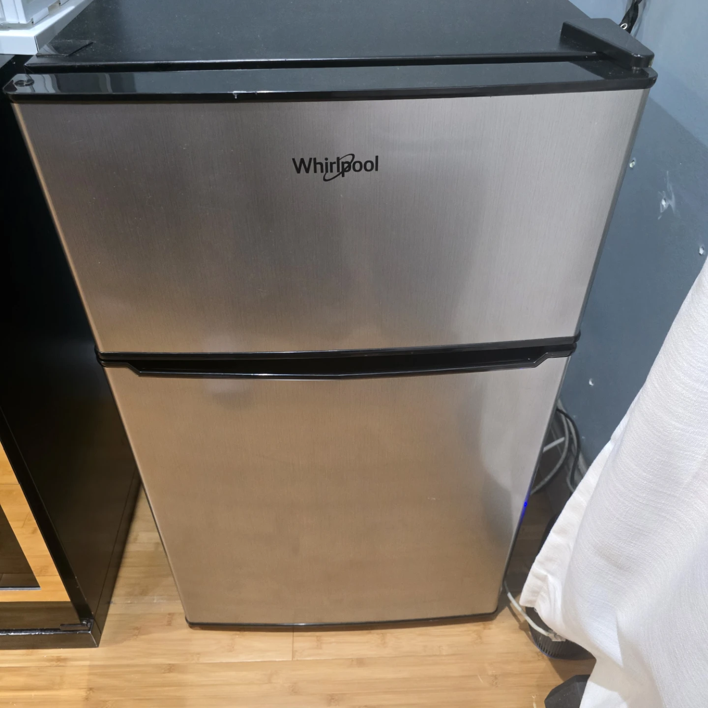 Whirlpool Compact Refrigerator