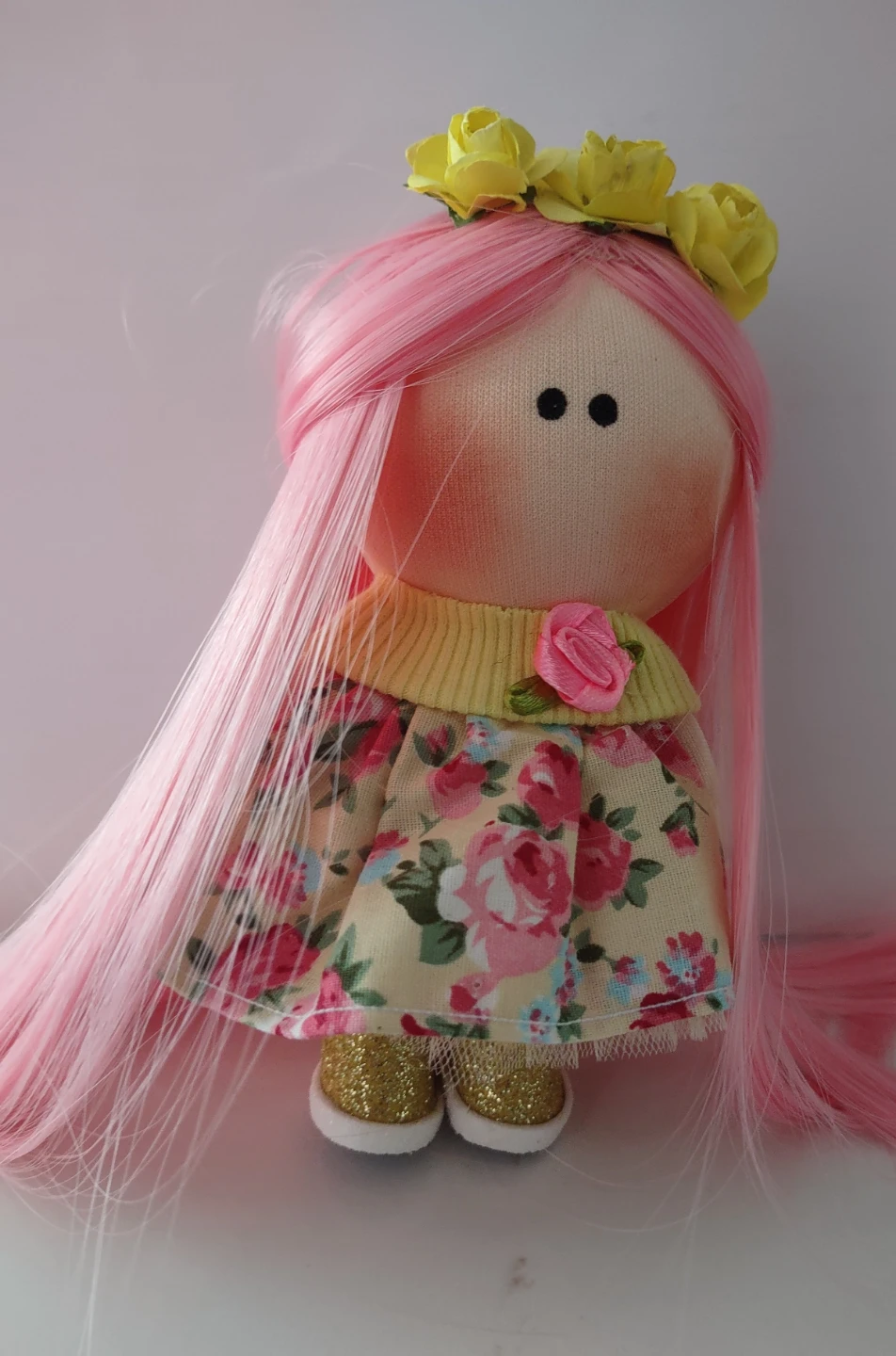 Handcrafted mini Cloth Doll with Pink Hair - photo 2