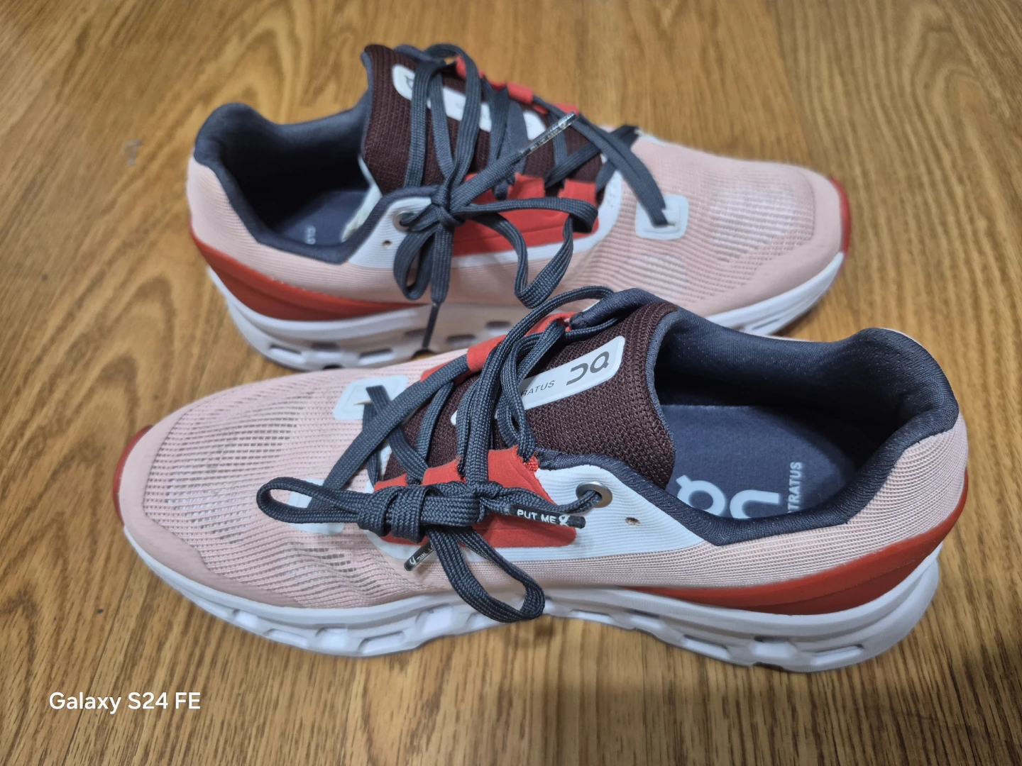 On Cloudstratus Running Shoes Pink - photo 3