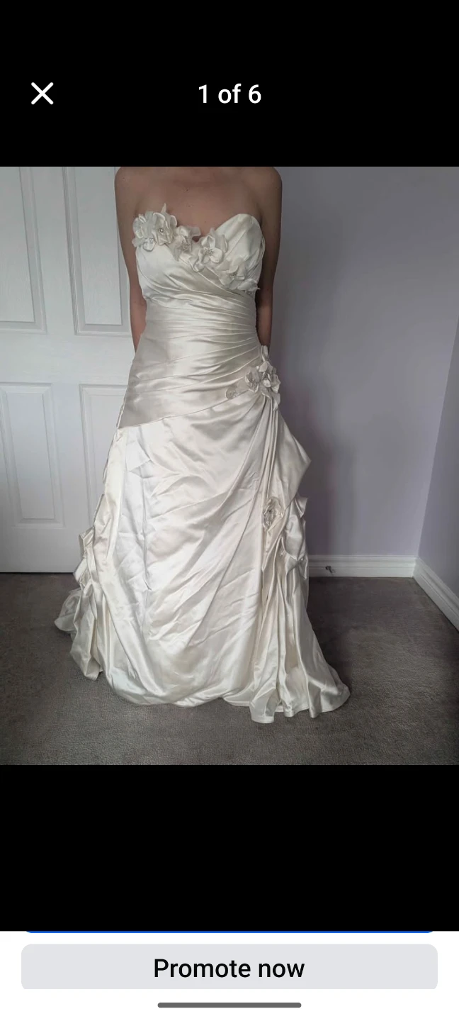 Ivory Strapless Wedding Gown