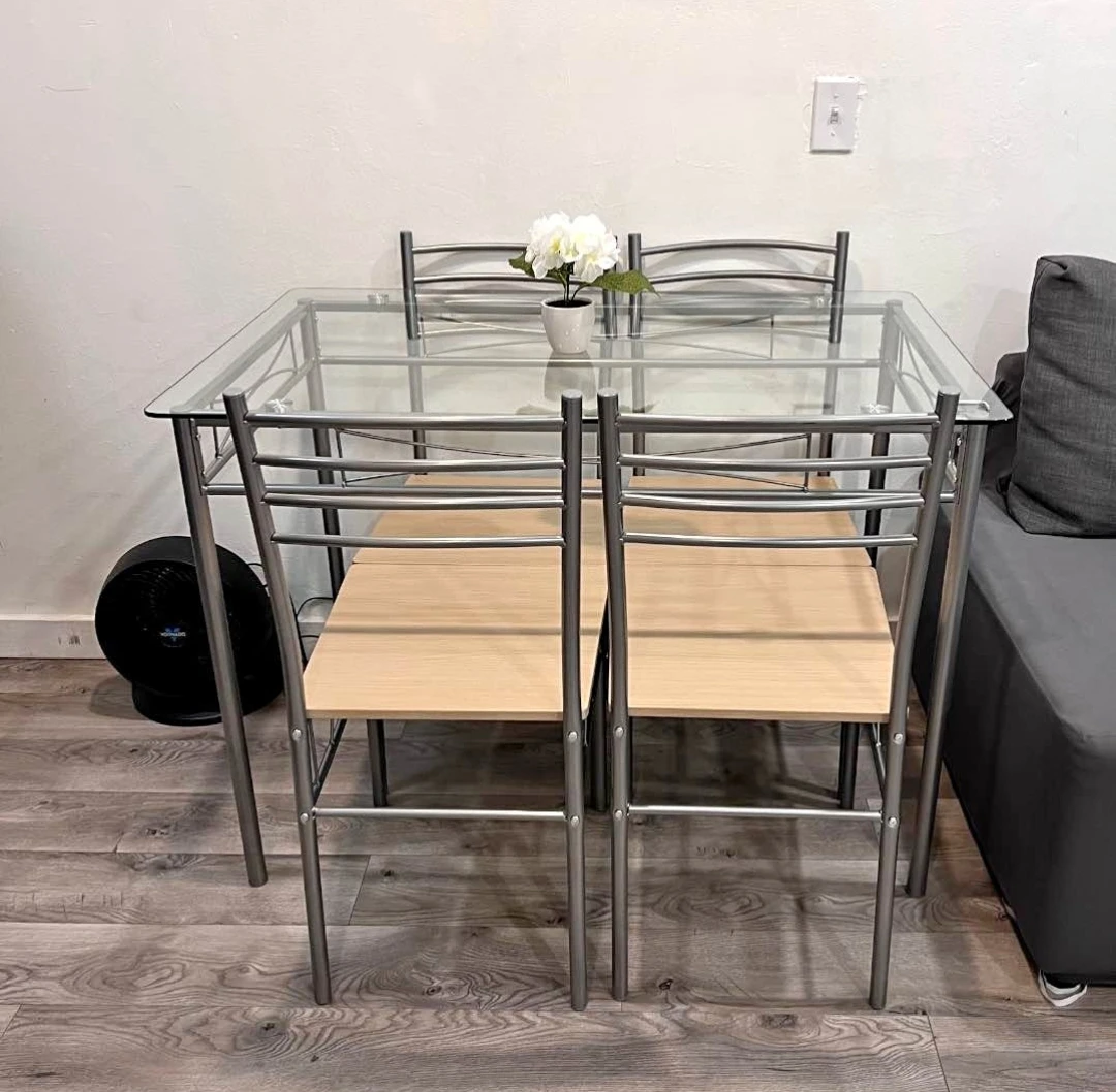 Almost new Glass and Metal 5-Piece Dining Set