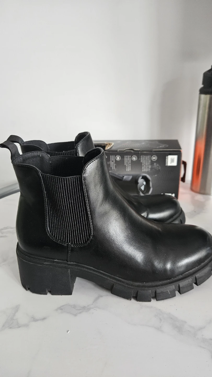 Black Chelsea Lug Sole Boots