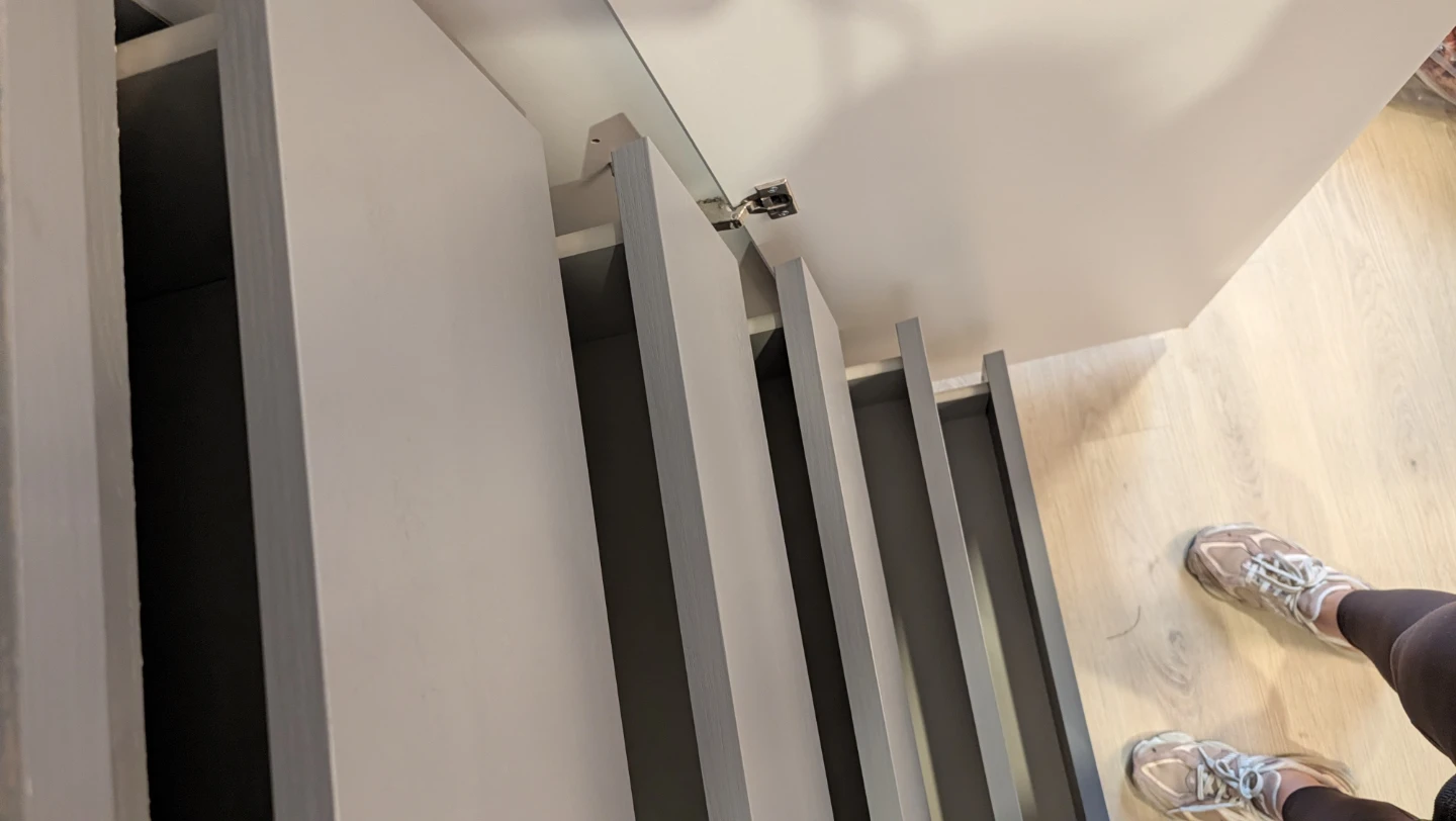 IKEA 6-Drawer MALM dresser - photo 2