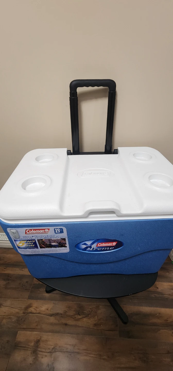 Coleman Xtreme Wheeled Cooler 50 Quart - photo 2