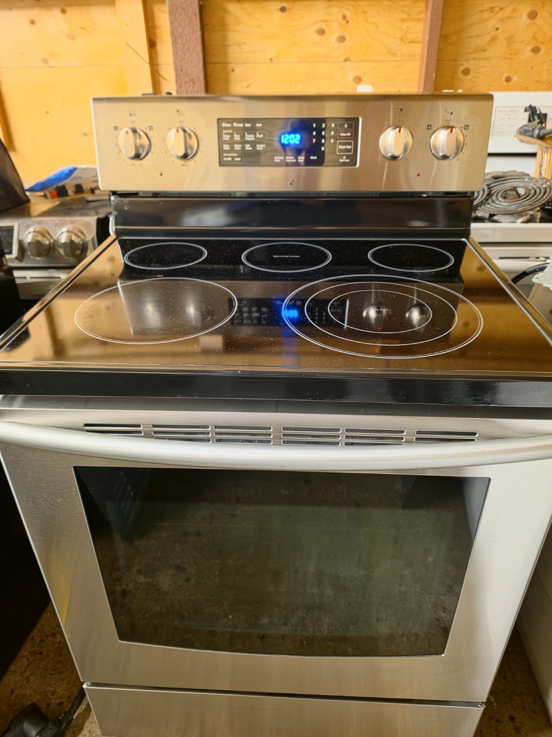 Samsung 30" Stainless Steel Electric Range - Fan Convection - photo 3