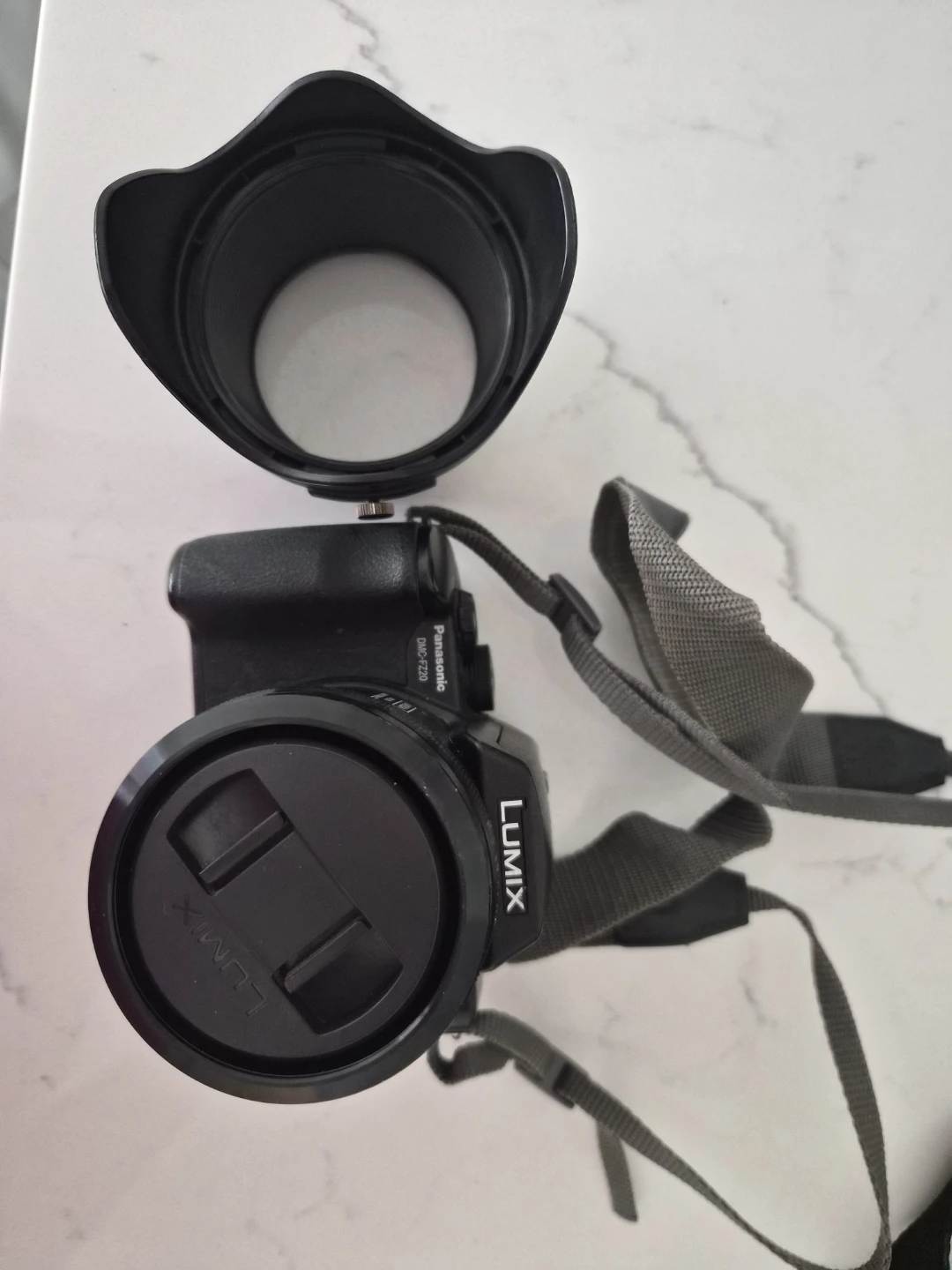 Panasonic Lumix DMC-FZ20 Camera