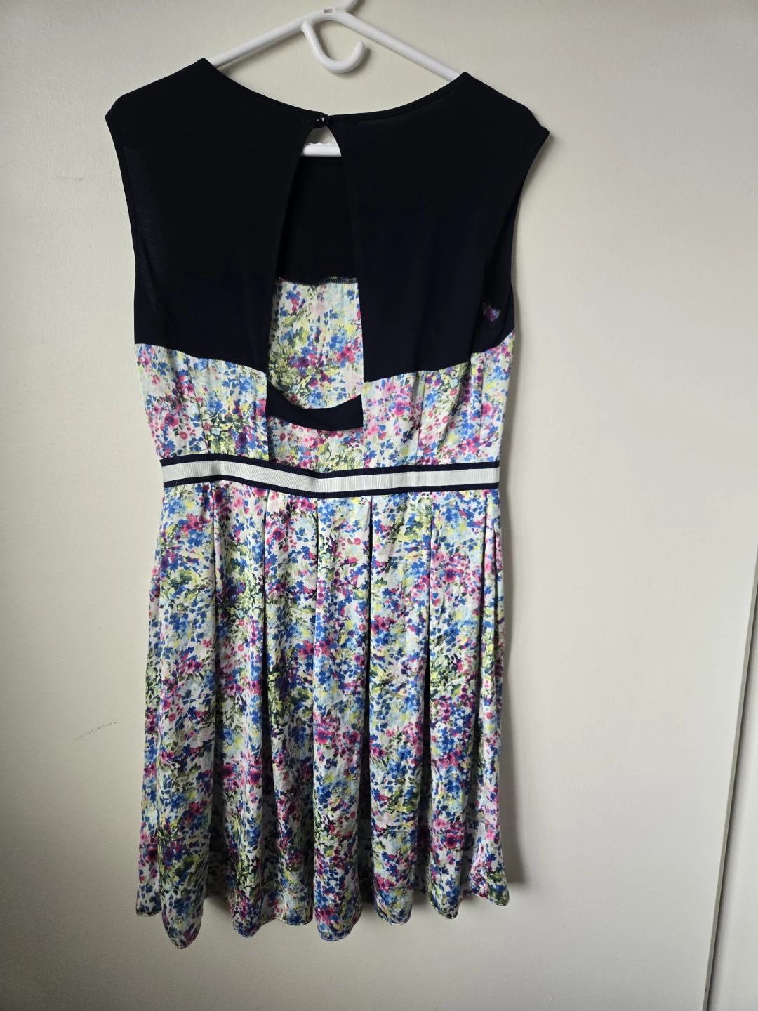 Floral Print Sleeveless Dress - photo 2