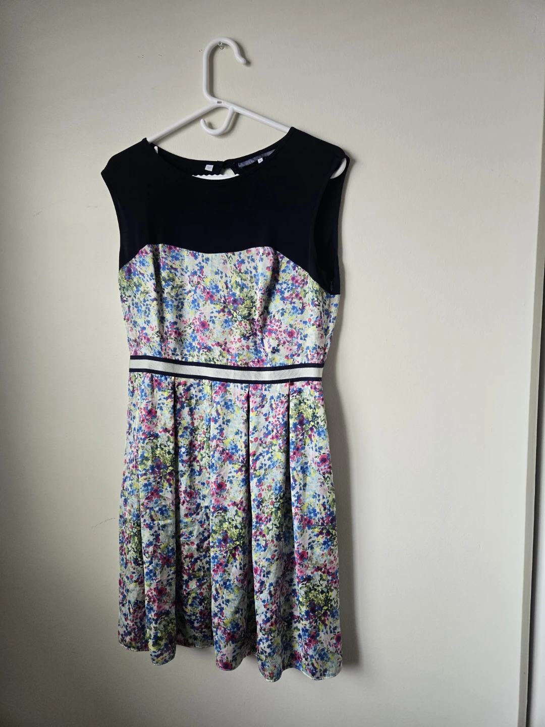 Floral Print Sleeveless Dress - photo 3