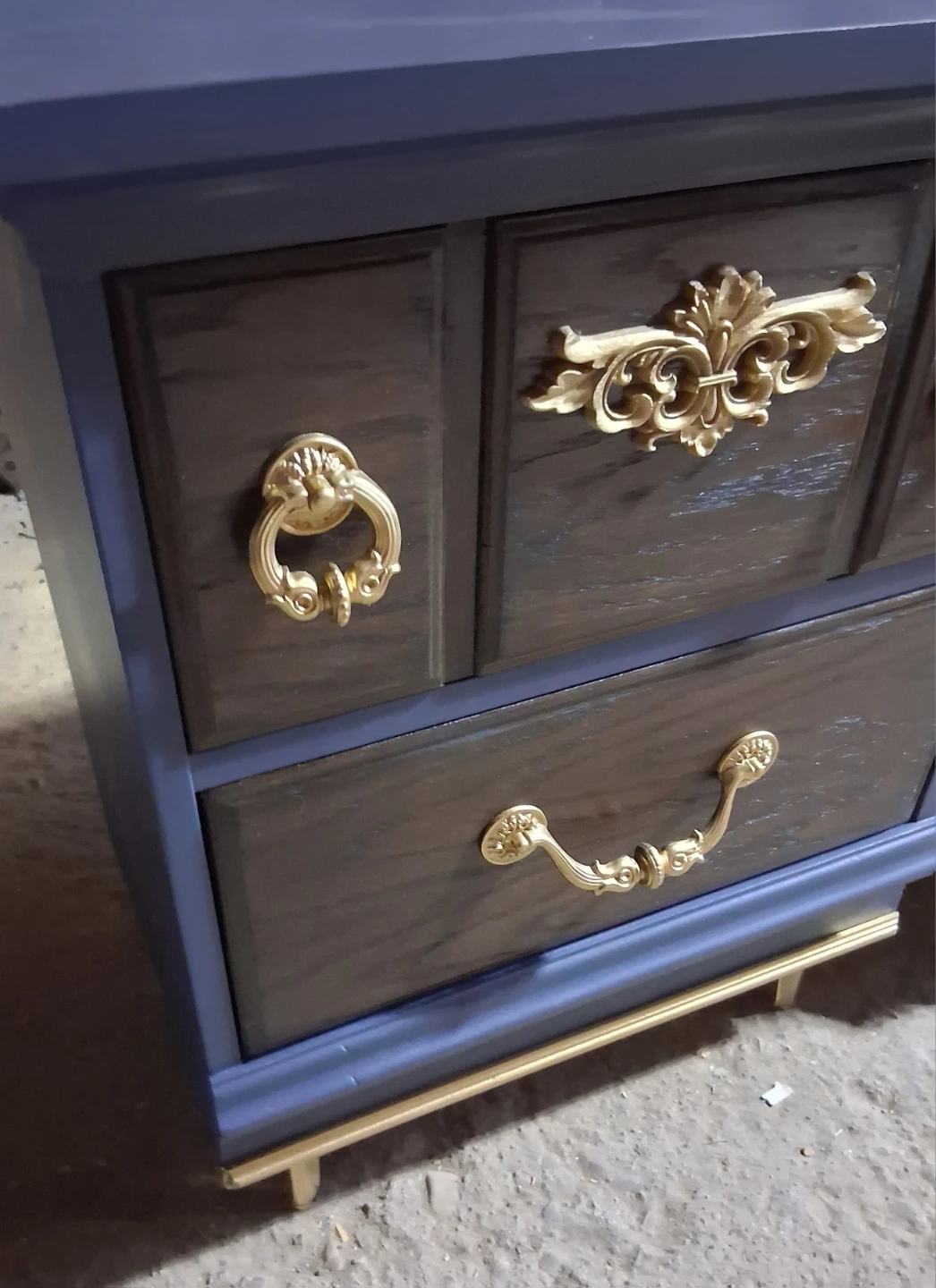 Set of Two Refinished Nightstands - photo 5