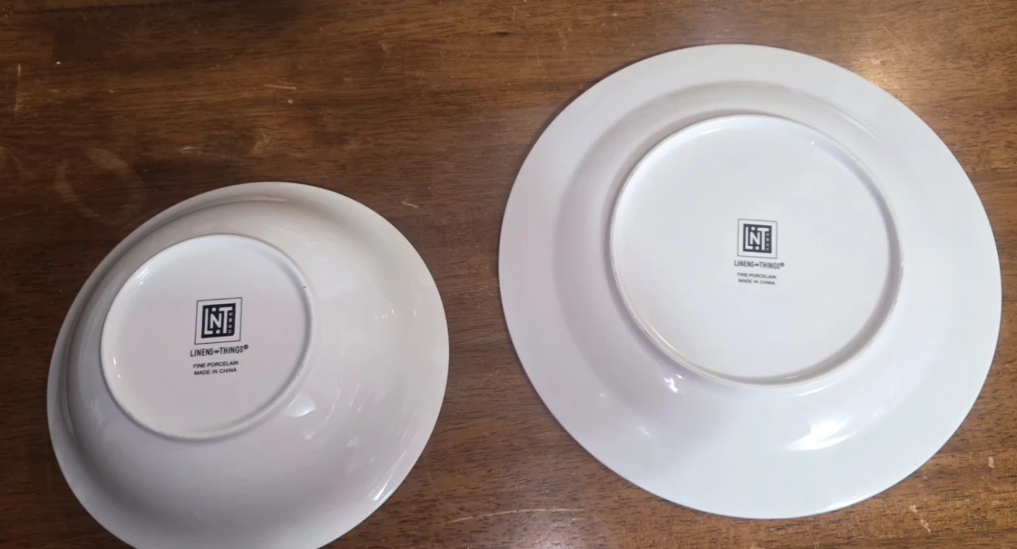 Linens-n-Things Fine Porcelain Dish Set - photo 2