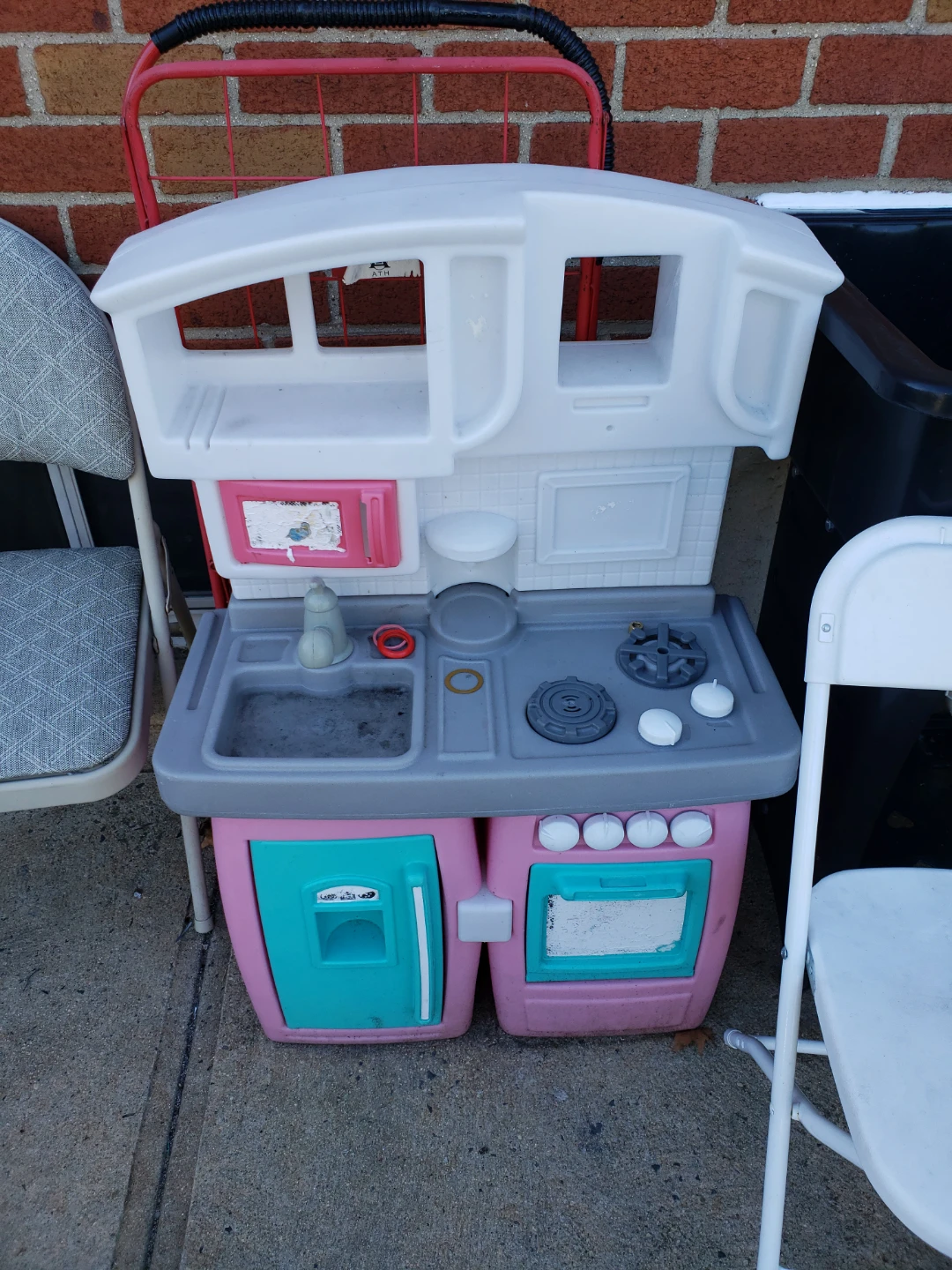 Play Kitchen and Toy Food Accessories