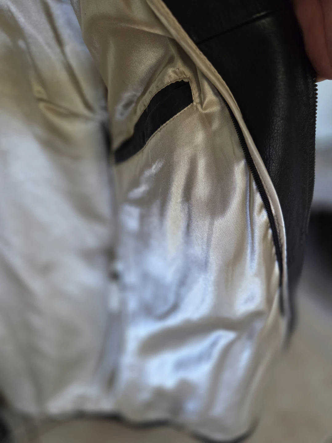 Jim & MaryLou Genuine Leather Jacket - photo 3