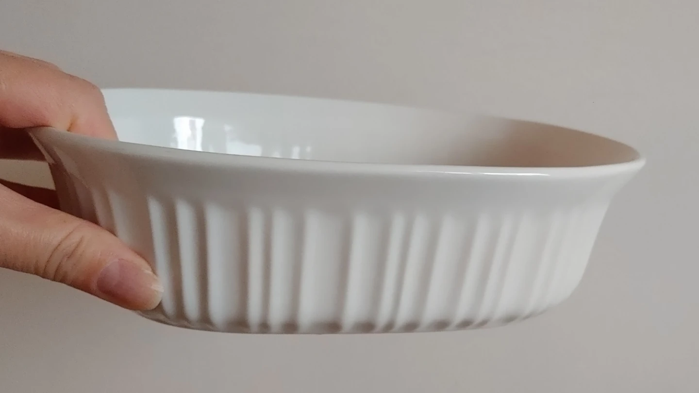 CorningWare White Oval Casserole Dish with Glass Lid - photo 5