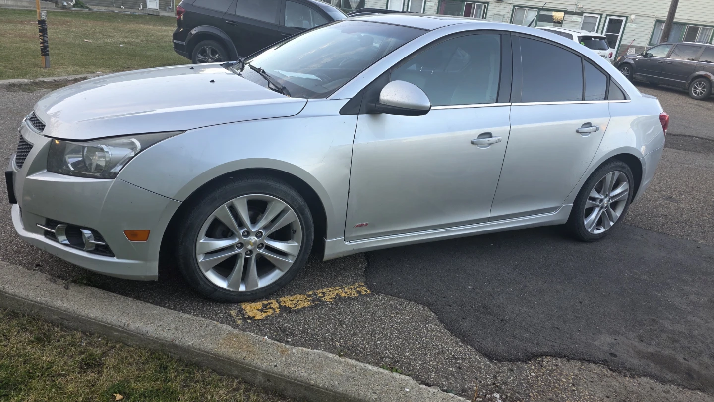 Silver Chevrolet Cruze RS Sedan - photo 4