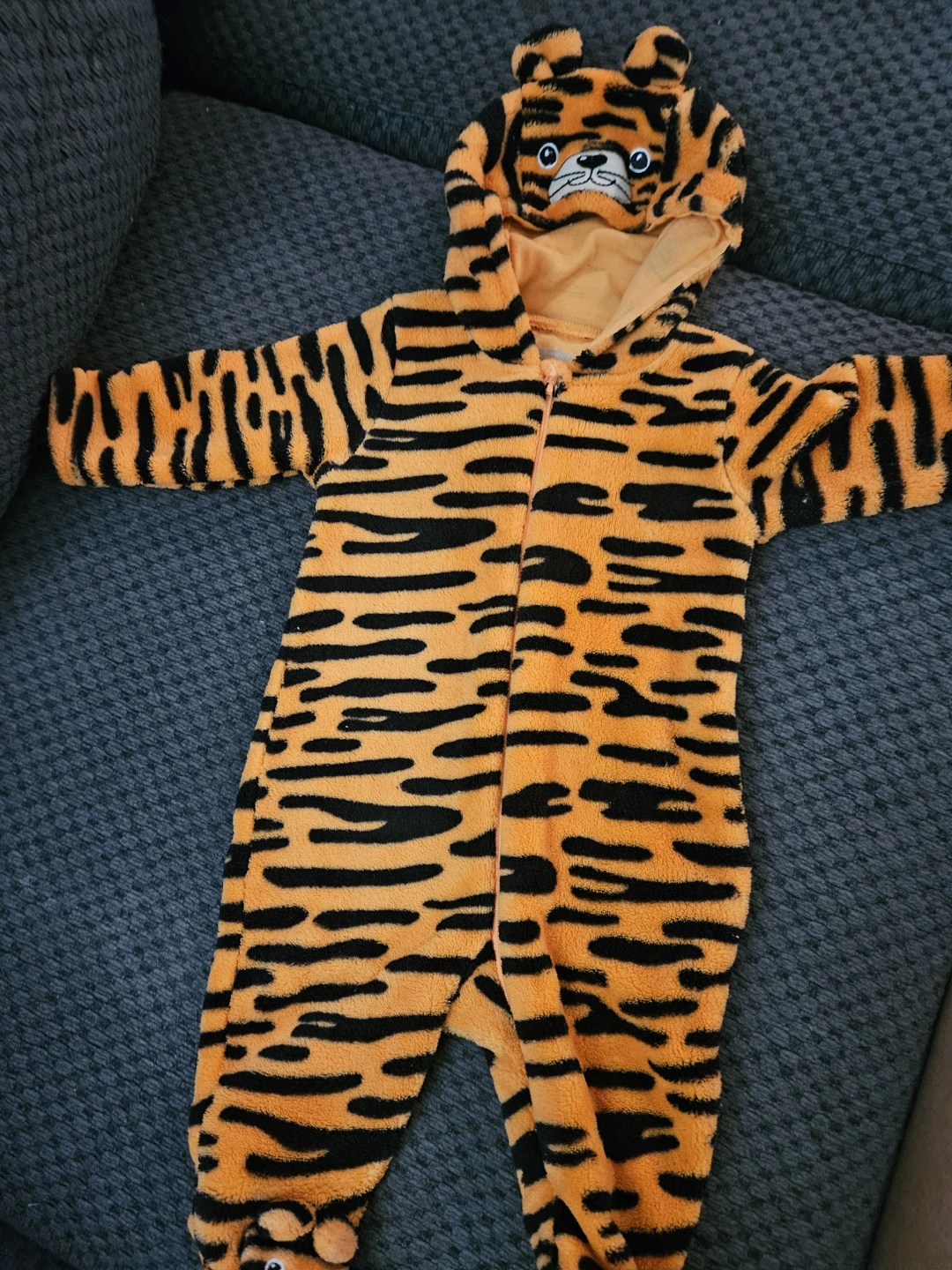 Snugabye Tiger Baby Onesie 3M - photo 2