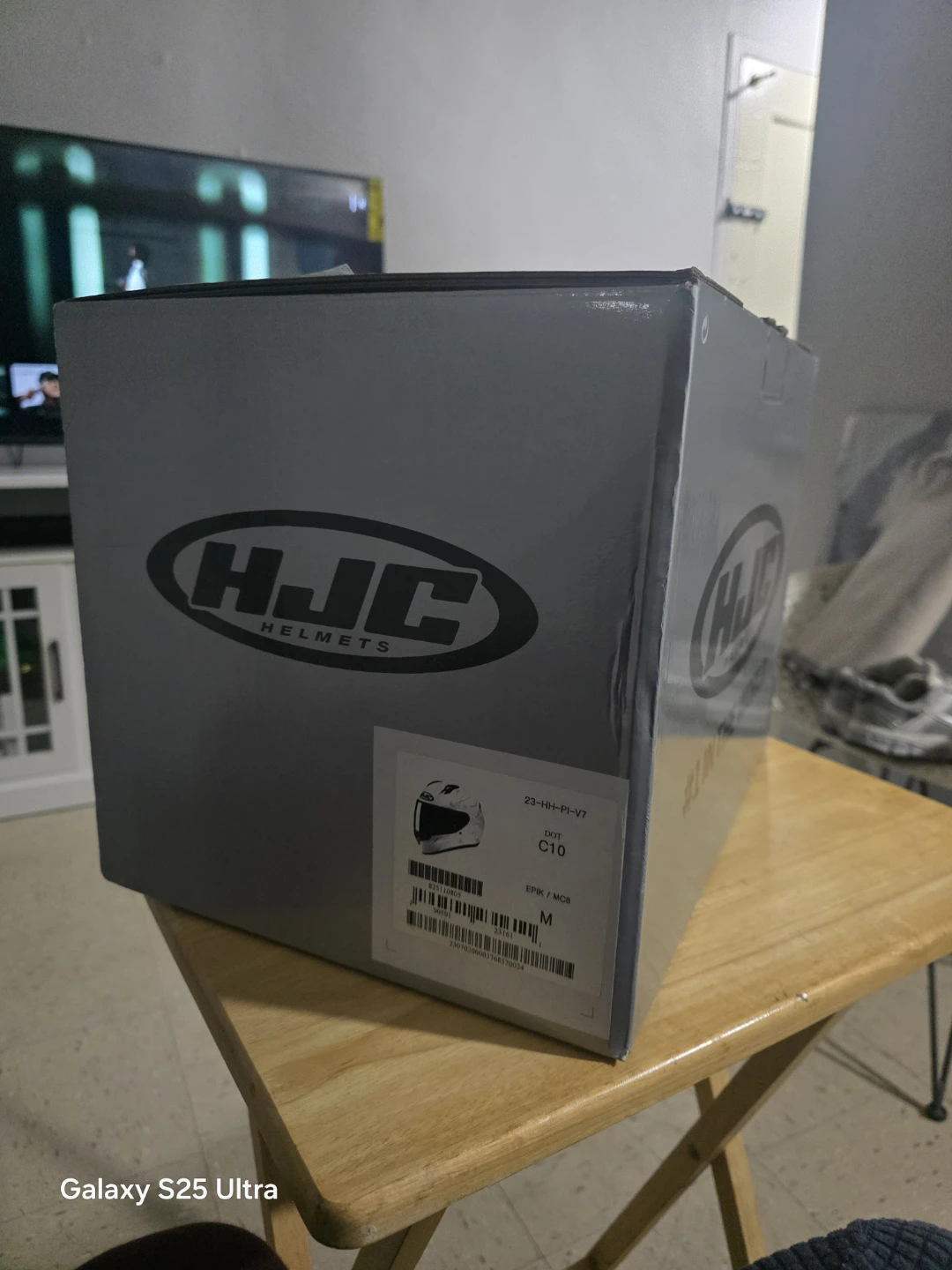 HJC C10 Epik Helmet Size Medium