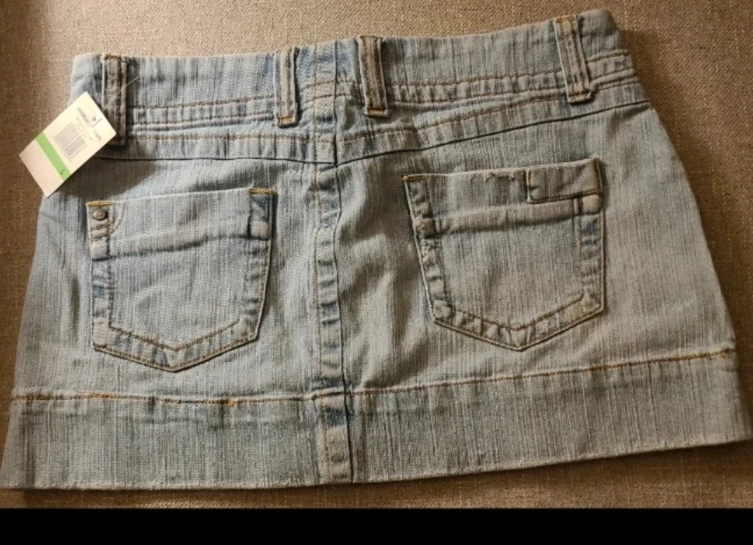 Rocawear light wash denim mini skirt - photo 3