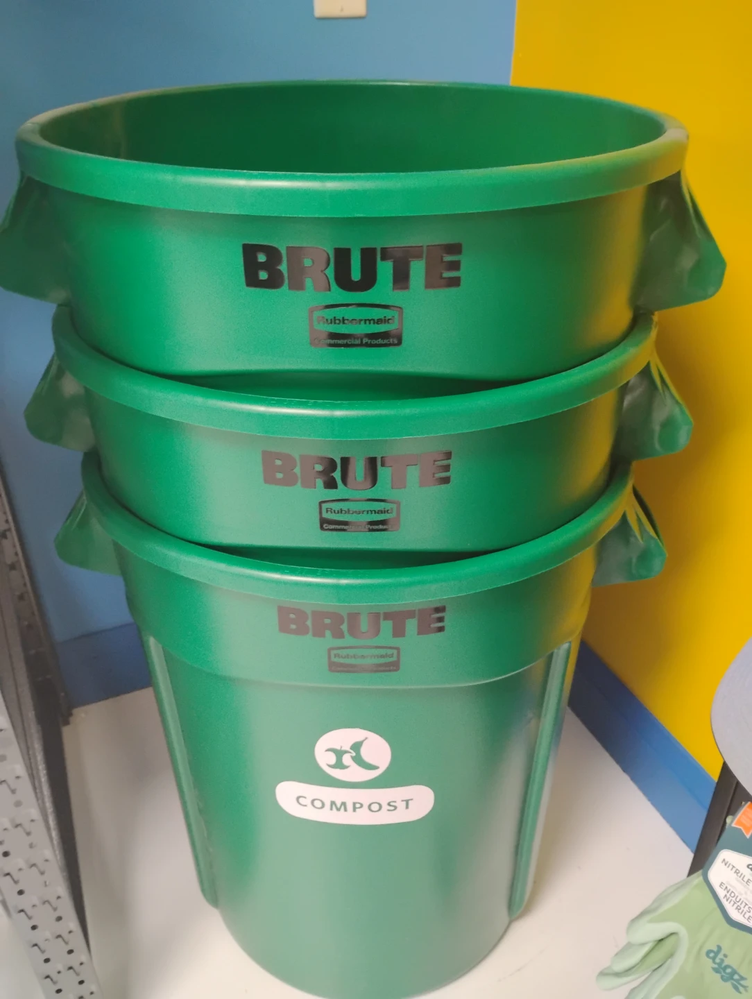 Rubbermaid Brute Compost Bin