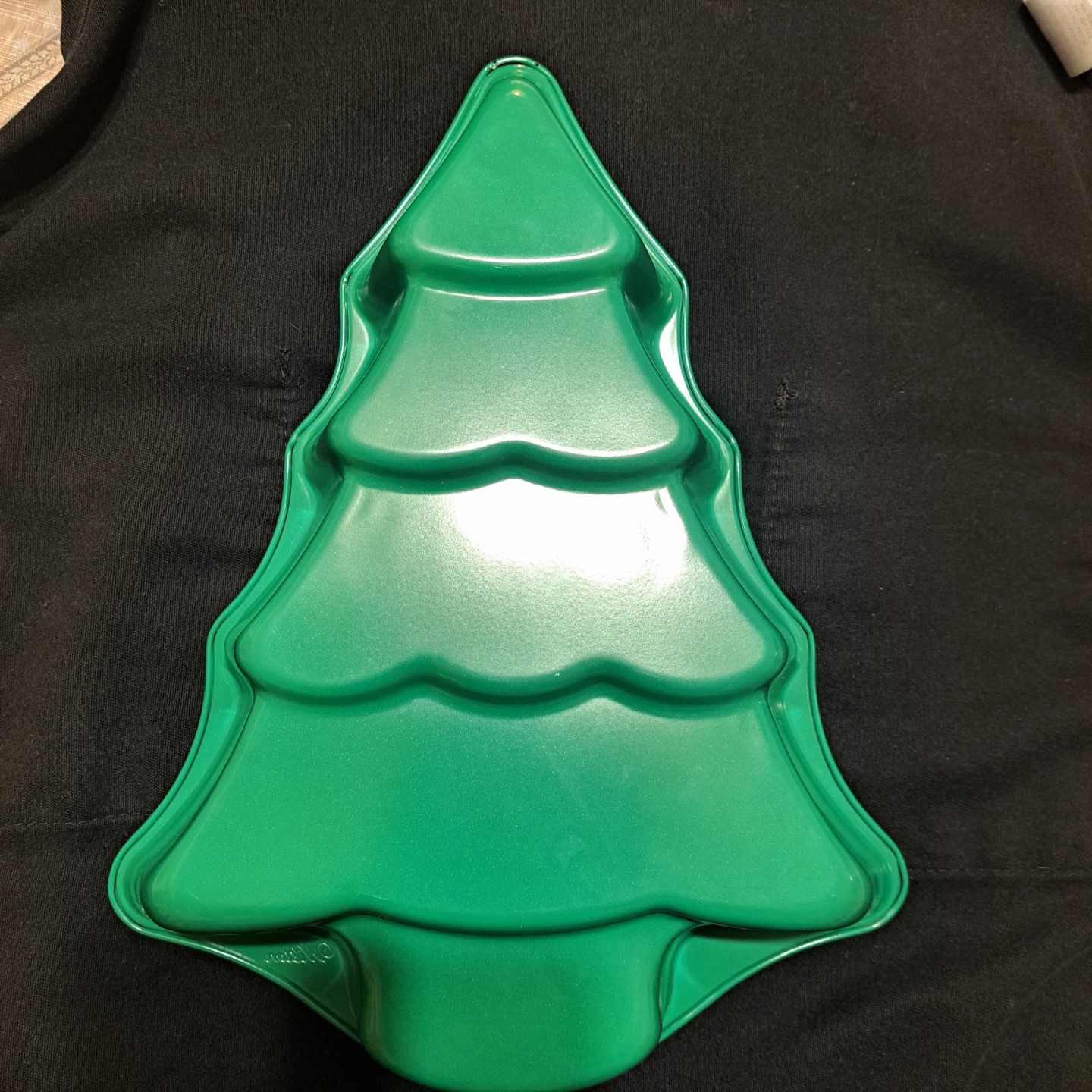 Wilton Christmas Tree Baking Pan - photo 2