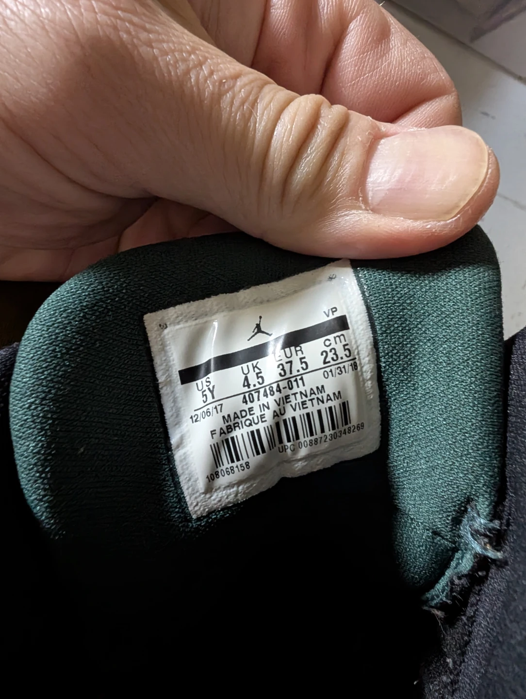 Jordan Jumpman Team II GS Black White Green - photo 4