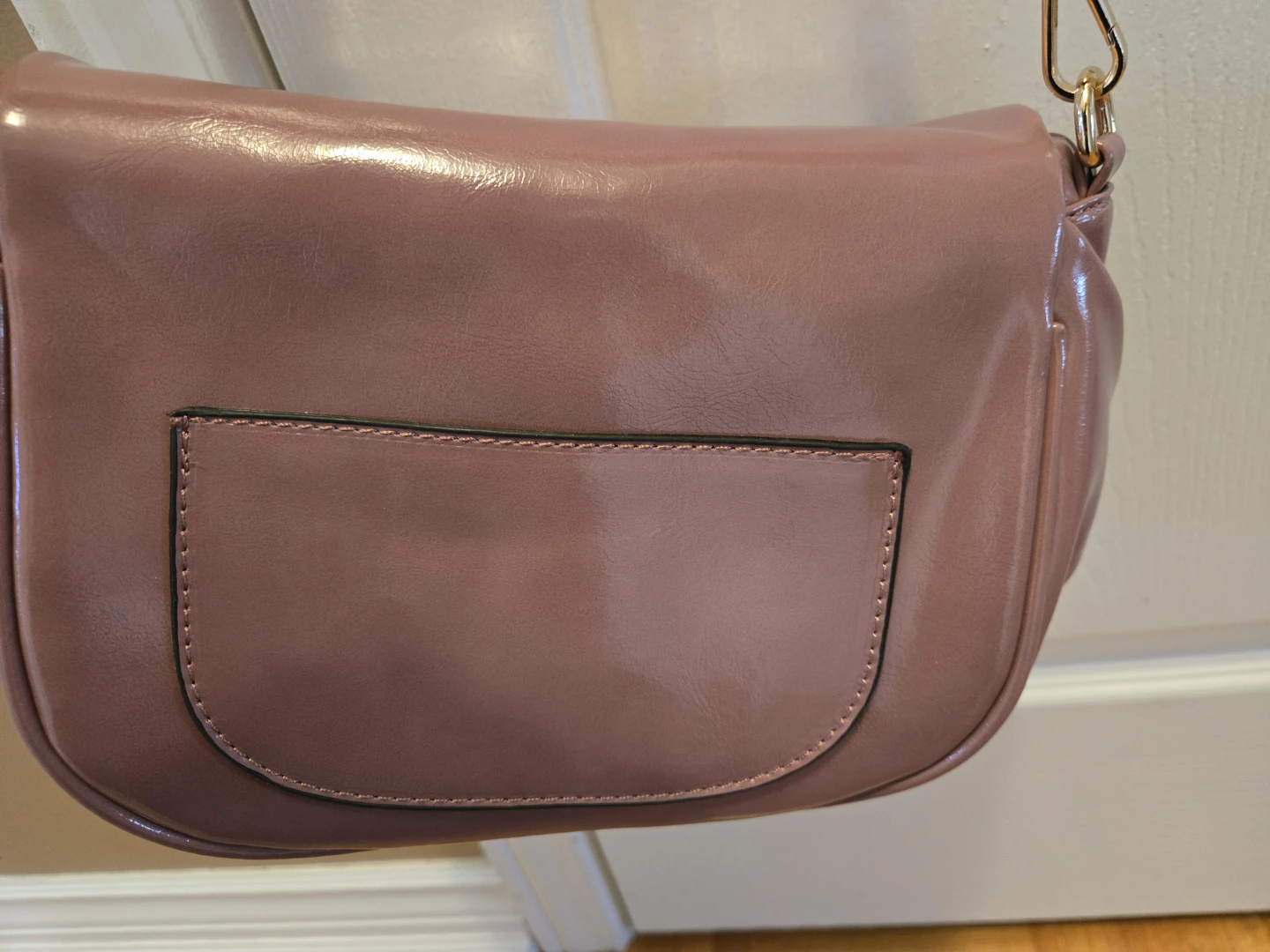 NEW!!!!    Mauve Crossbody Bag - photo 2