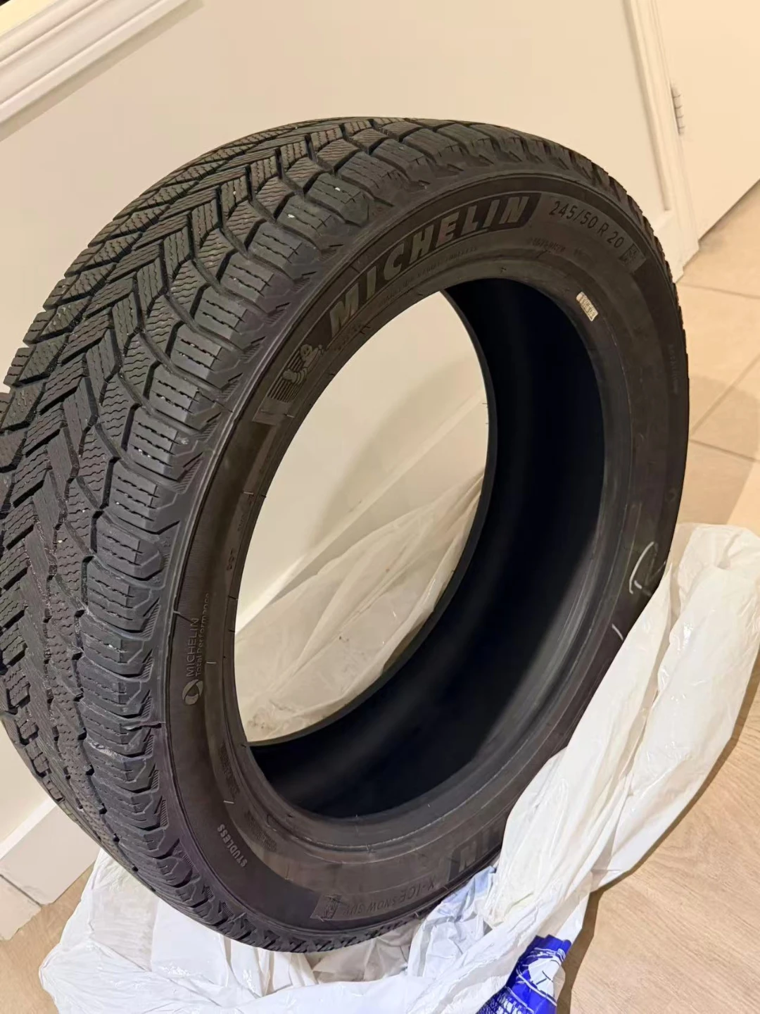 Michelin 20" X-Ice Snow SUV Tire 245/50 R20 - photo 3