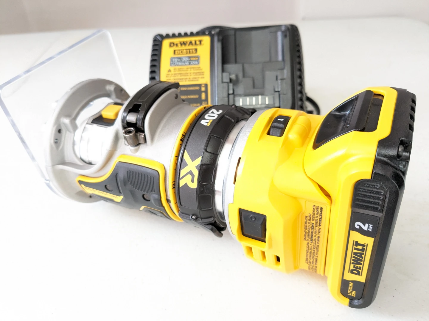 20V Max DeWalt XR Compact Router Combo Kit - photo 2