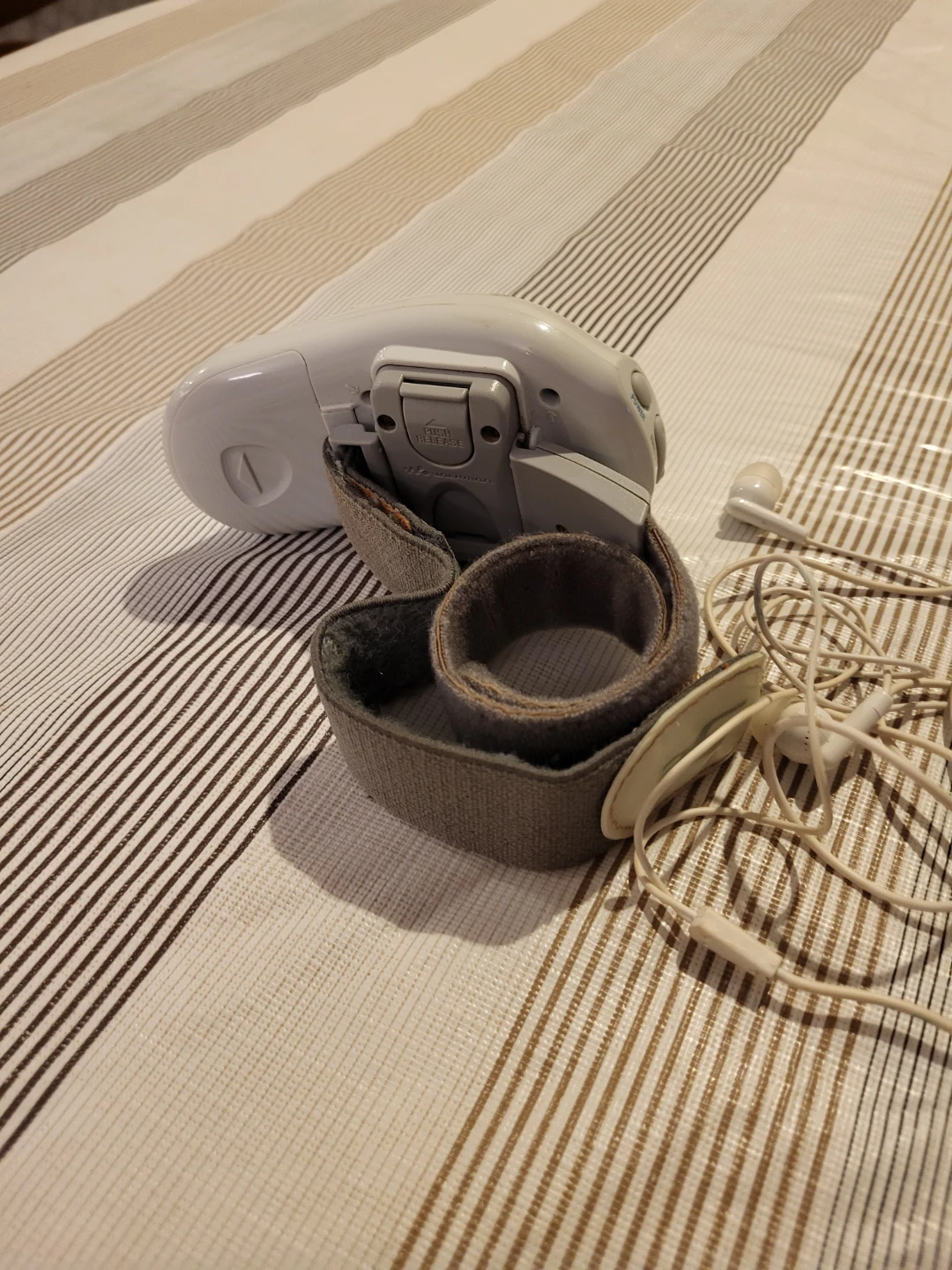 Sony Walkman FM/AM Radio with Armband - photo 2