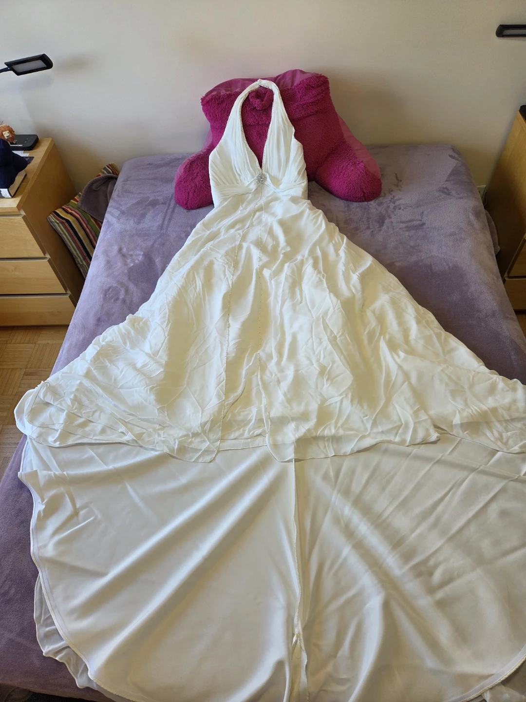 White Halter Neck Wedding Dress - photo 5