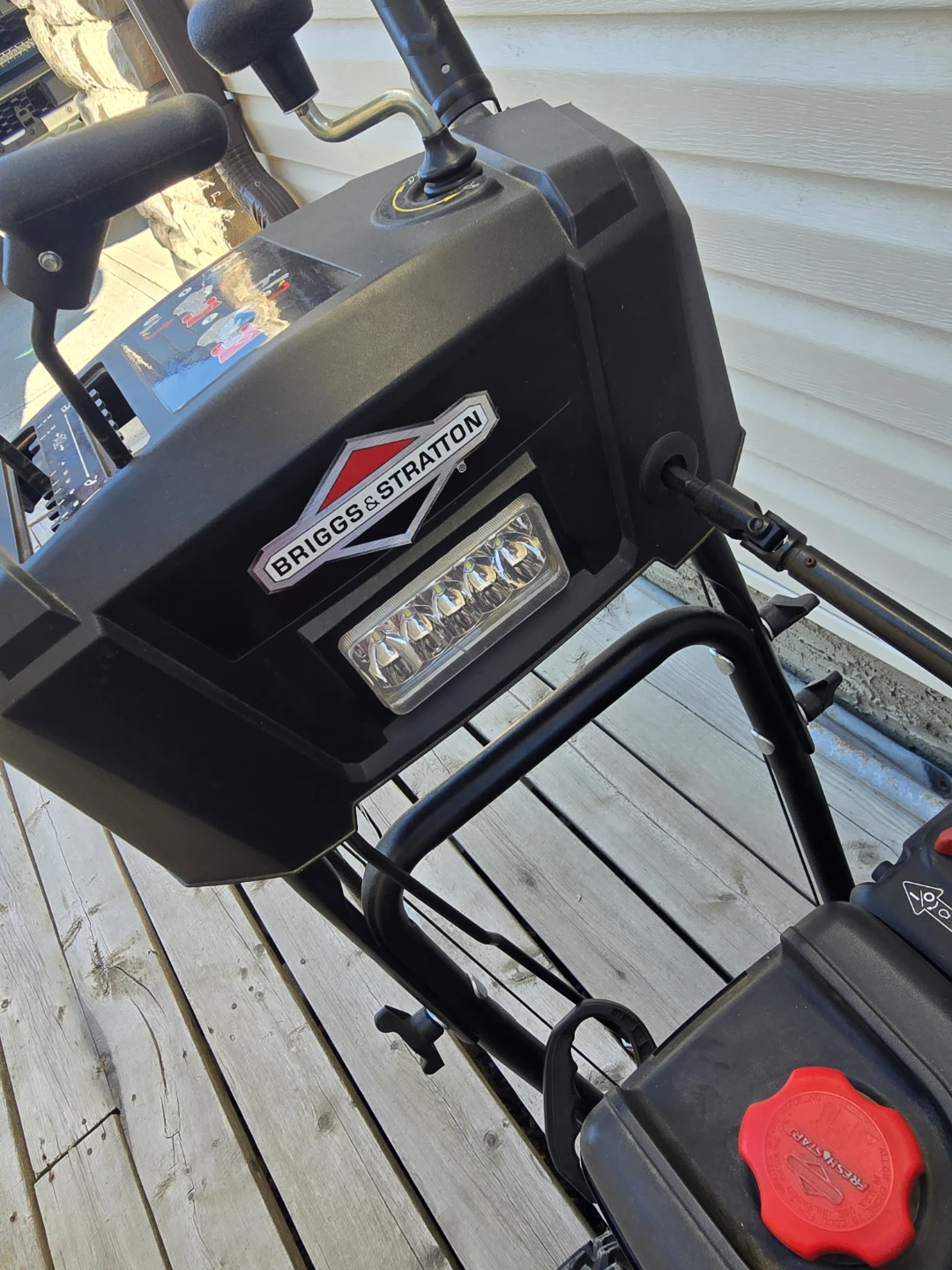 Briggs & Stratton 1227MD Snowblower - photo 4