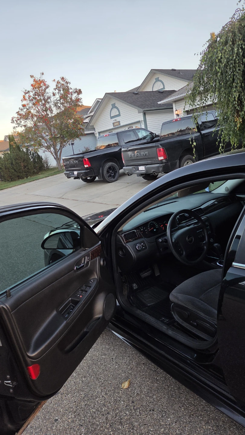 2012 Chevrolet Impala LS - photo 3