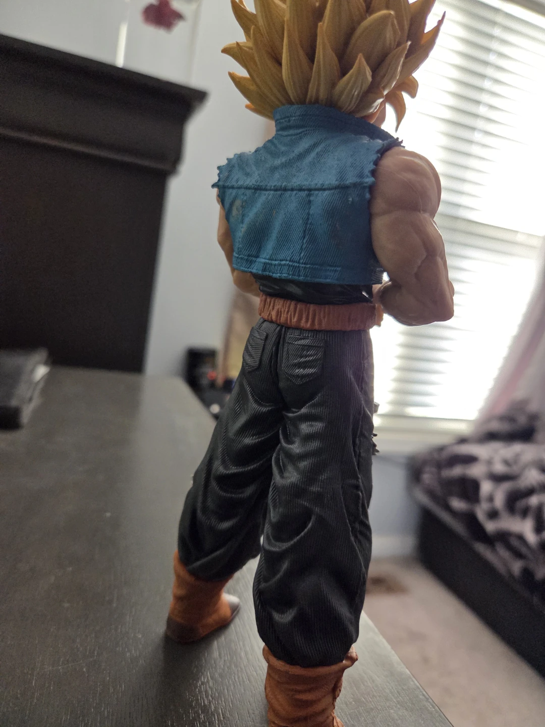 Dragon Ball Super Trunks Figure - photo 5