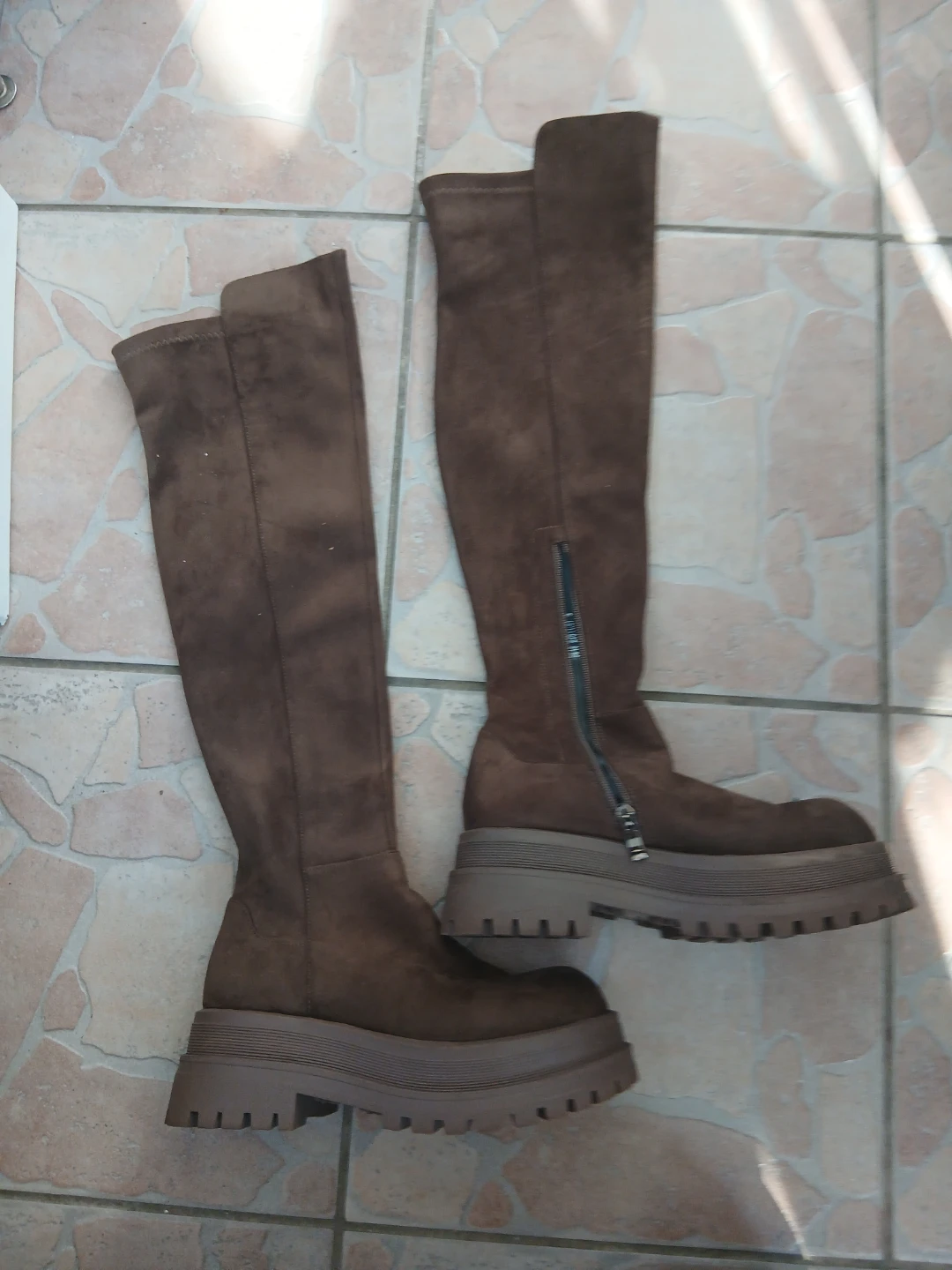 BRAND NEW  Over-the-Knee Boots Size 36