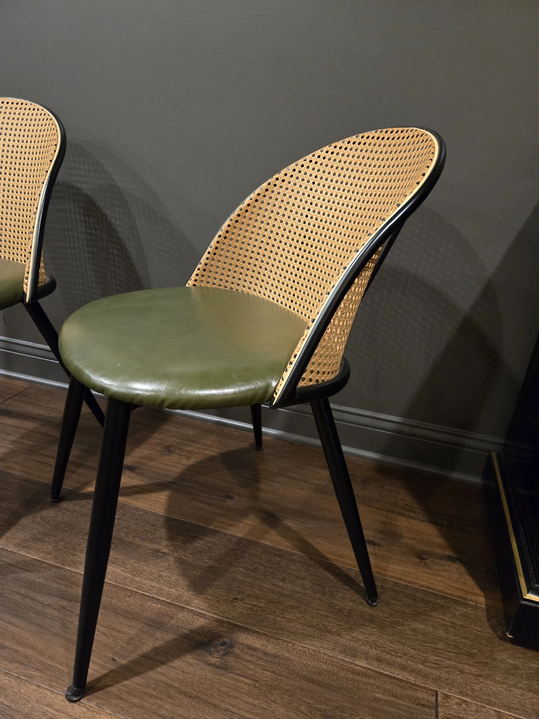 Set of Two Green Rattan Accent Chairs - photo 5