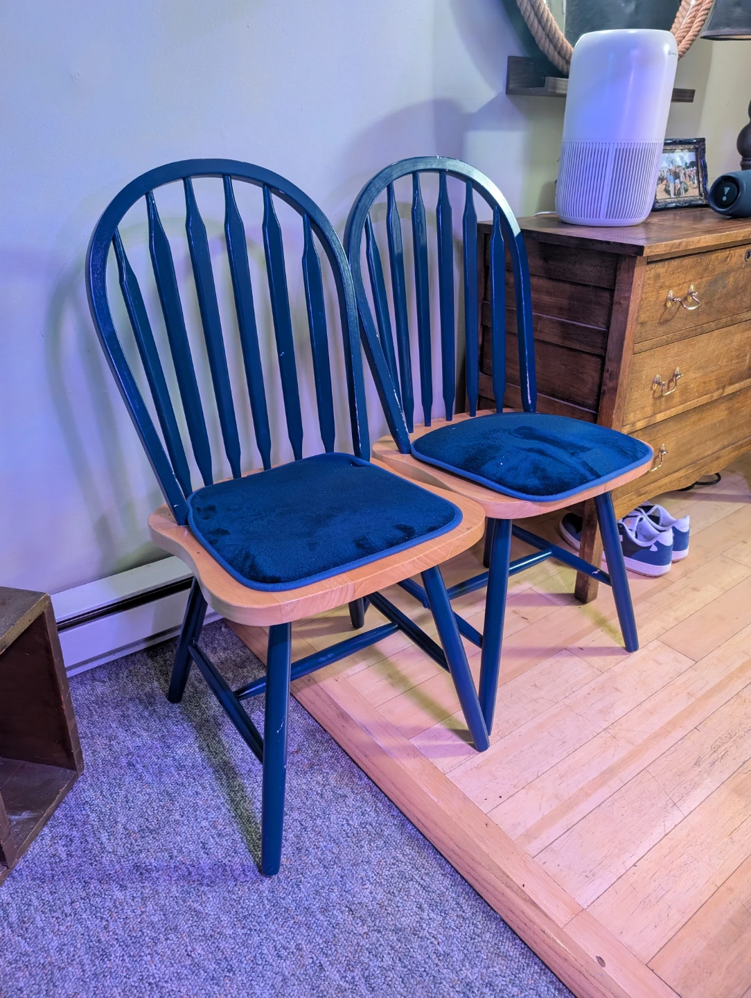 Set of Two Painted Wooden Chairs - photo 2